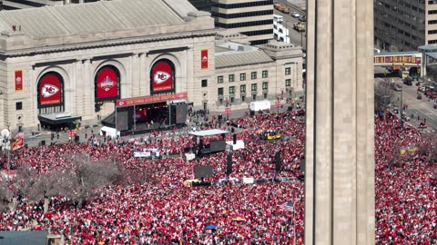 Crowds at the Kansas City Championship Parade · Flyover